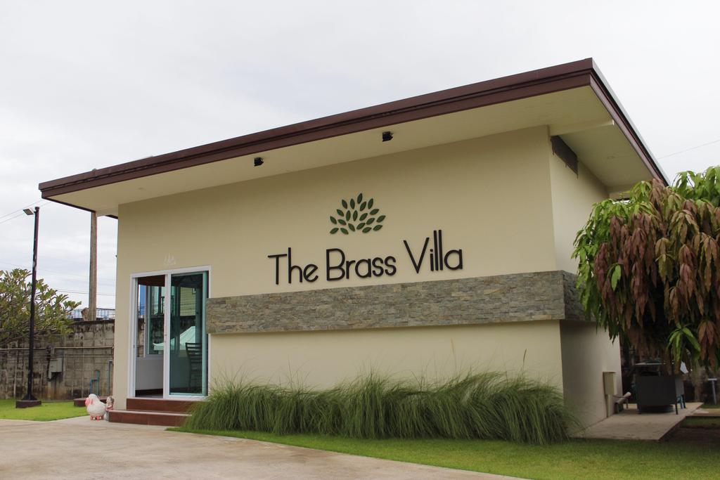 The Brass Villa Garden Resort Sattahip Exterior photo